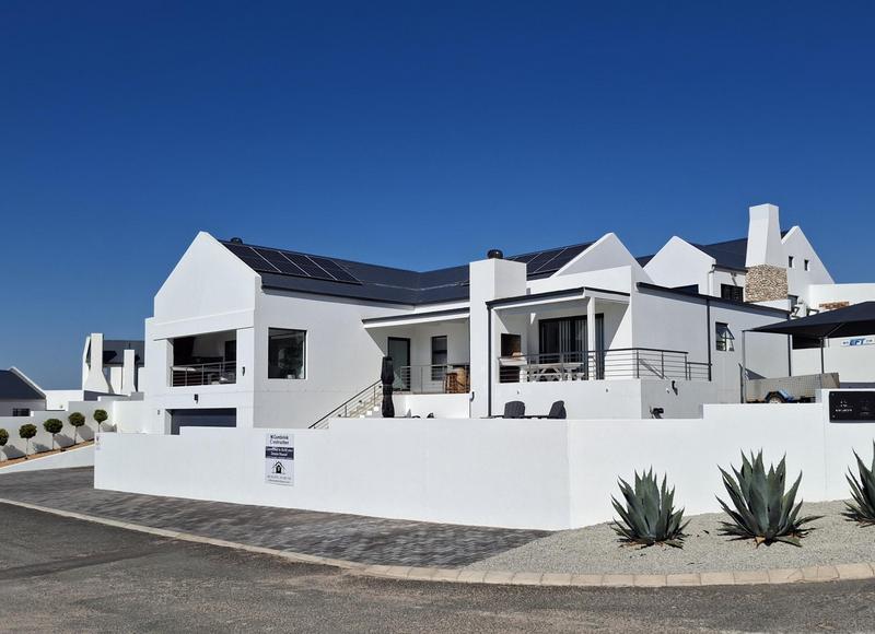 4 Bedroom Property for Sale in Da Gama Bay Western Cape